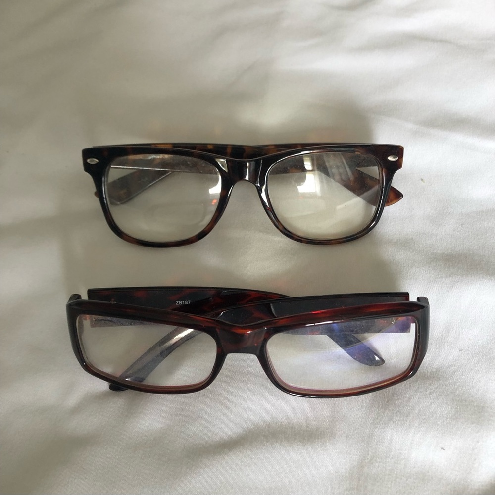 **5 ITEMS FOR $5** Pretend Glasses